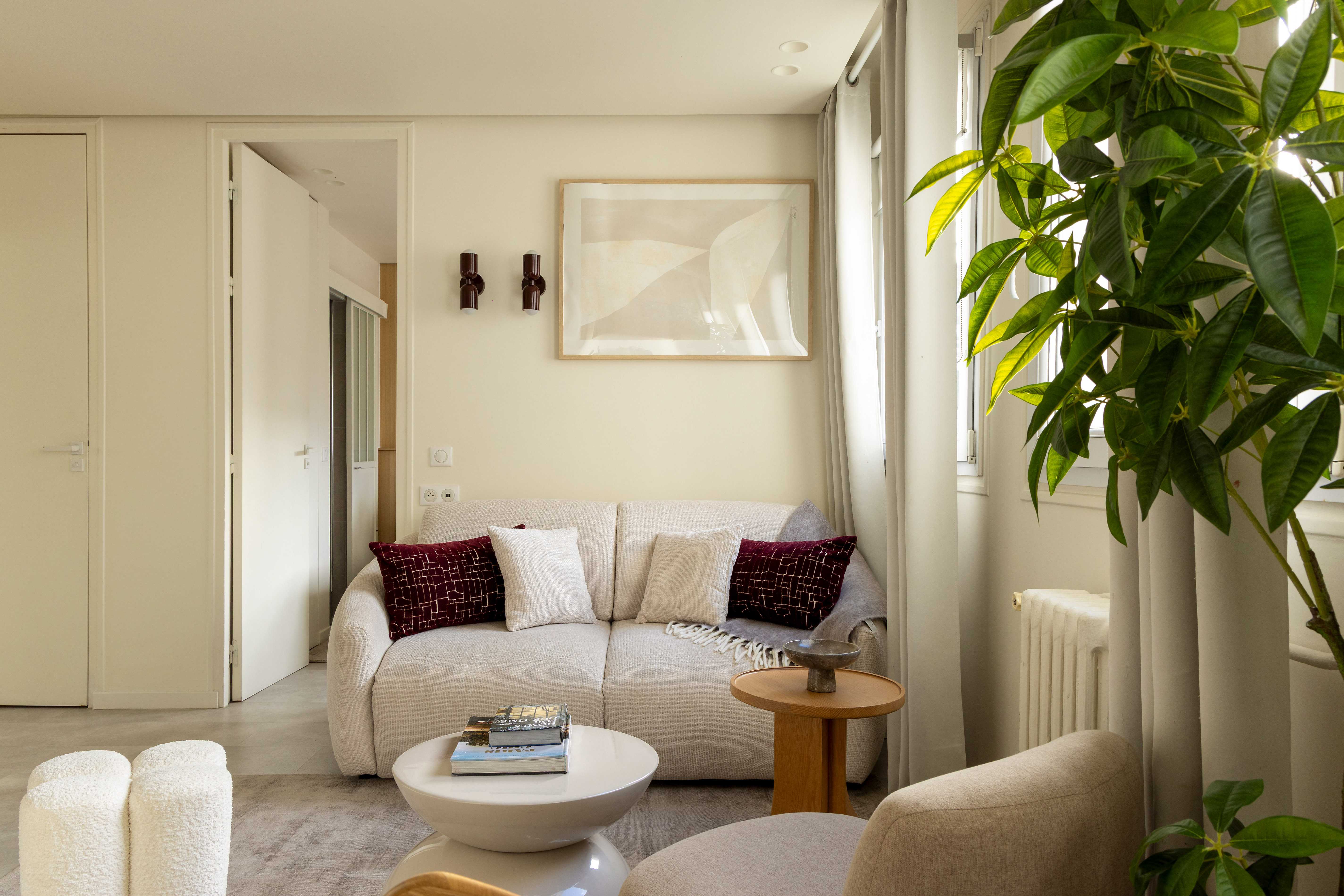 Charming apartment - 2BR/6P - Near Champs-Élysées — Paris, Île-de-France — vacation rental