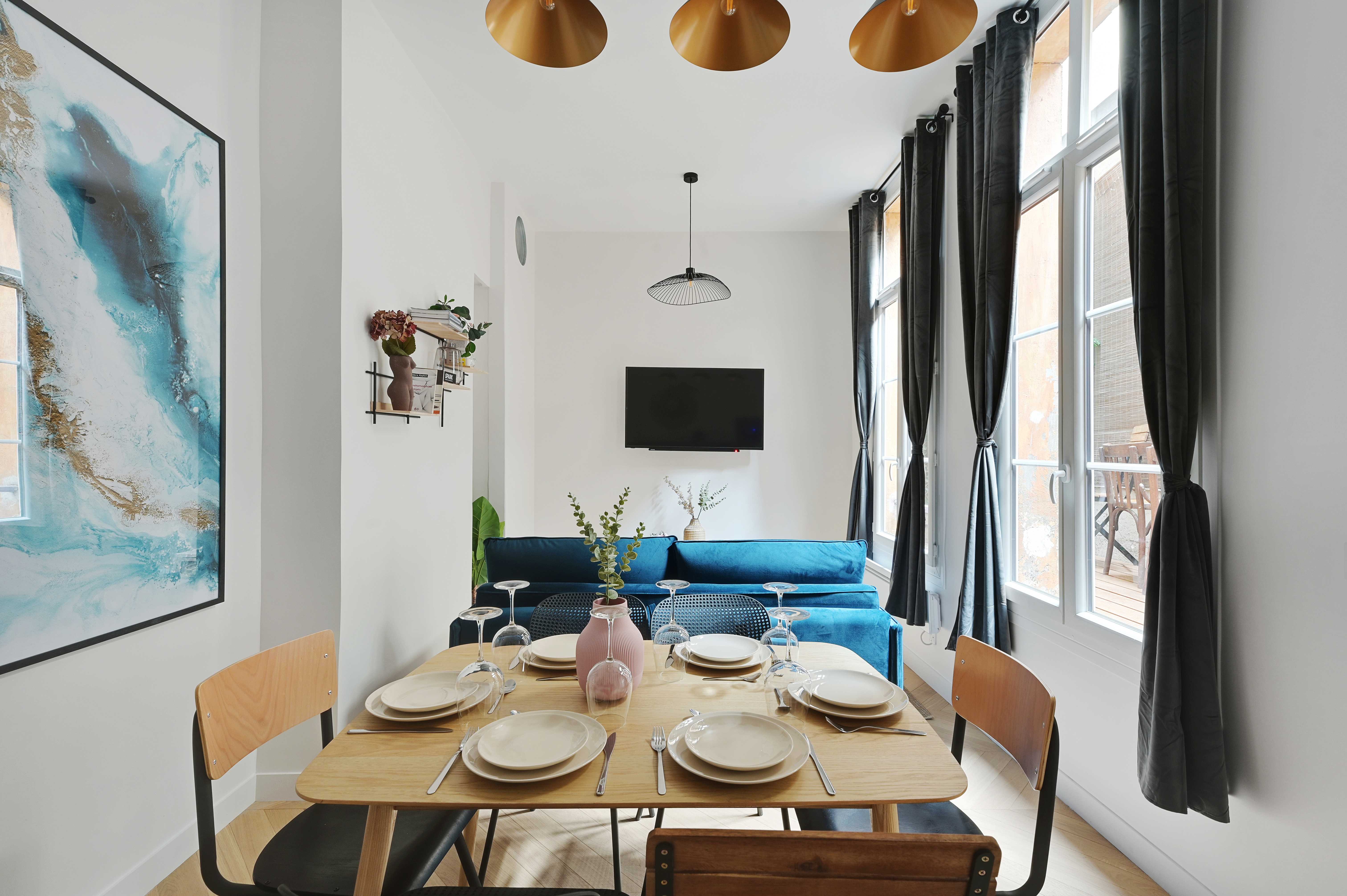 Charming duplex appartement Montorgueil  — Paris, Île-de-France — vacation rental