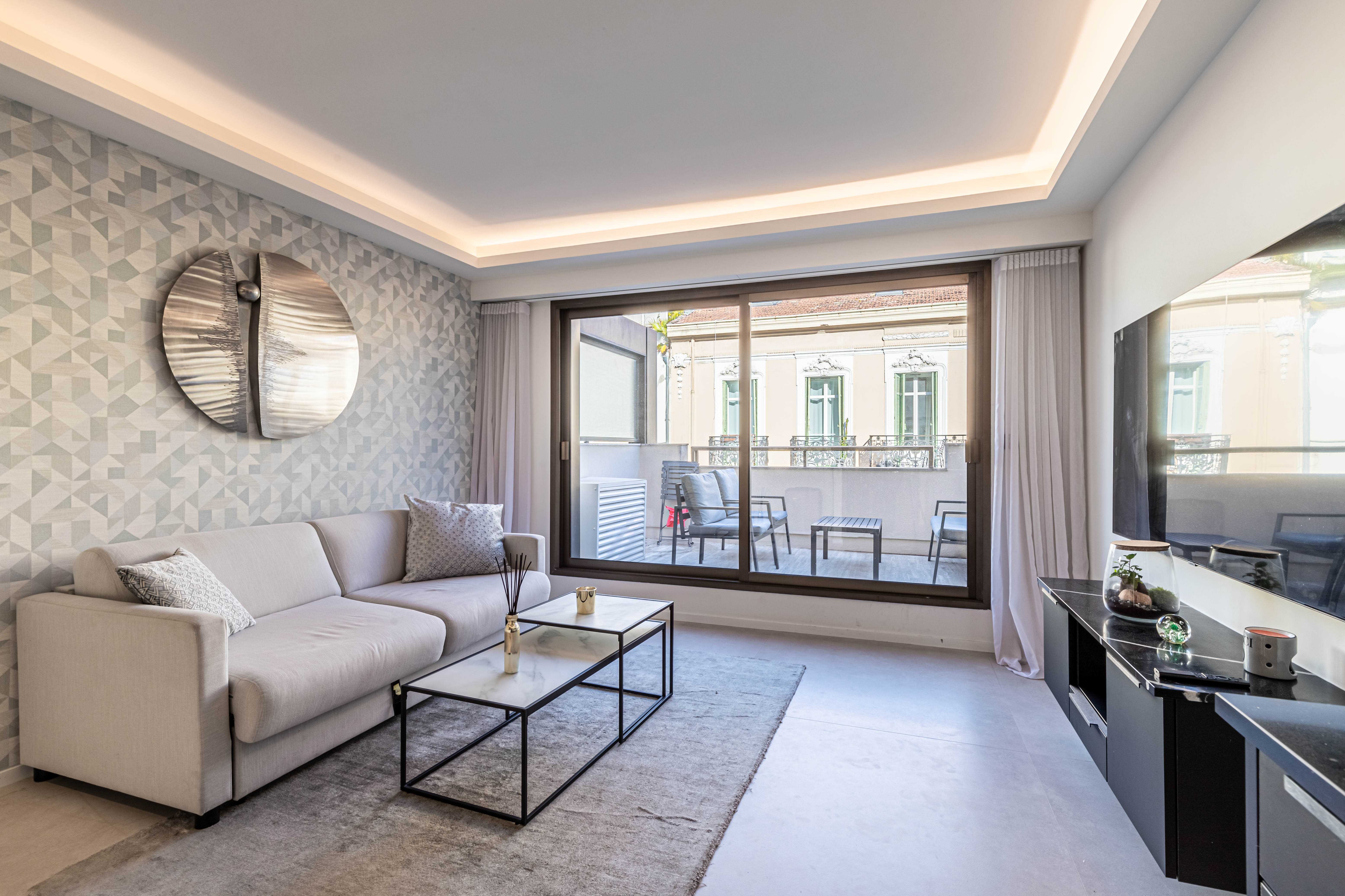 Superb 2 room apartment in the heart of Cannes + 20m2 terrace — Cannes, Provence-Alpes-Côte d'Azur — vacation rental
