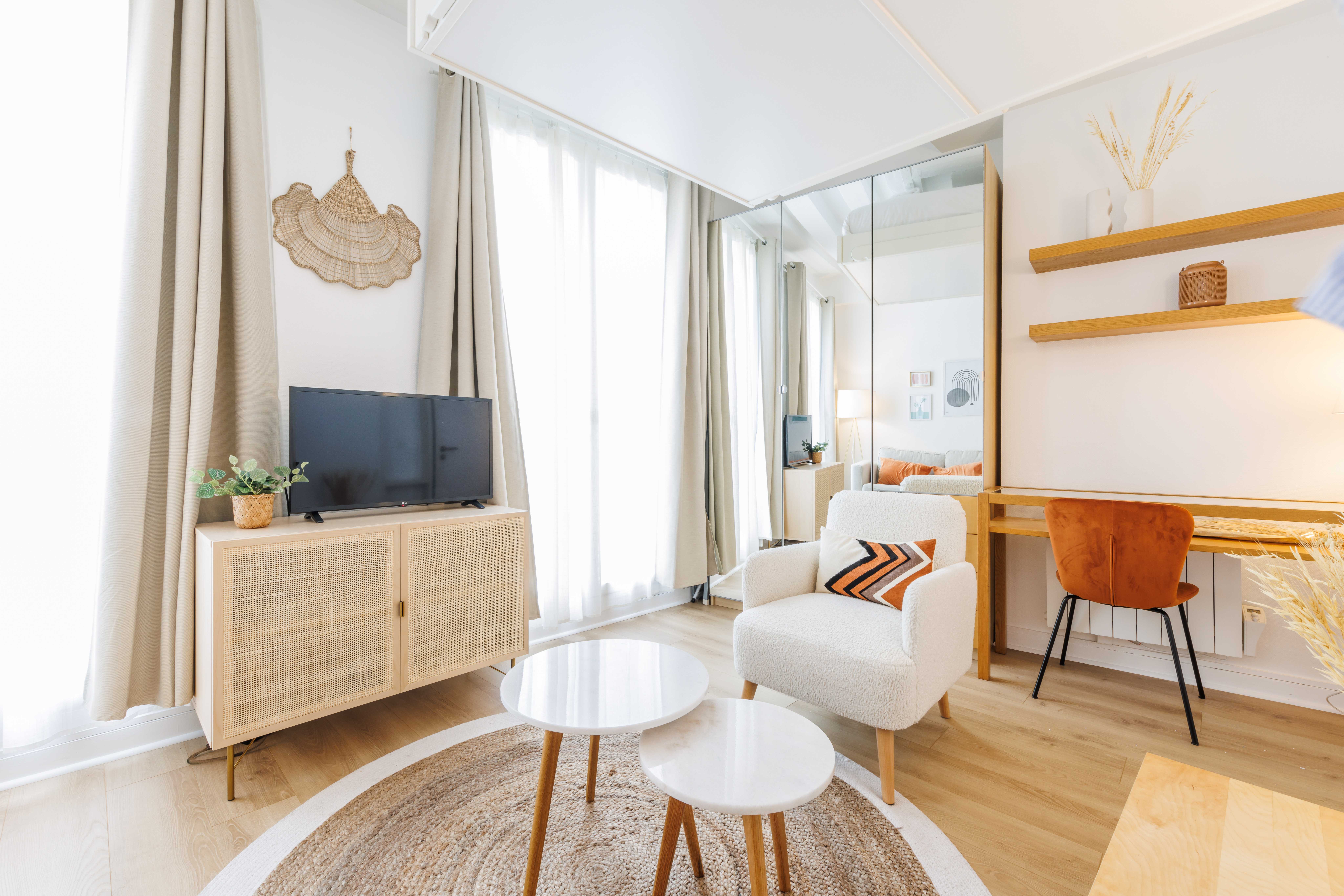 Charming studio 2P in the heart of Paris — Paris, Île-de-France — vacation rental