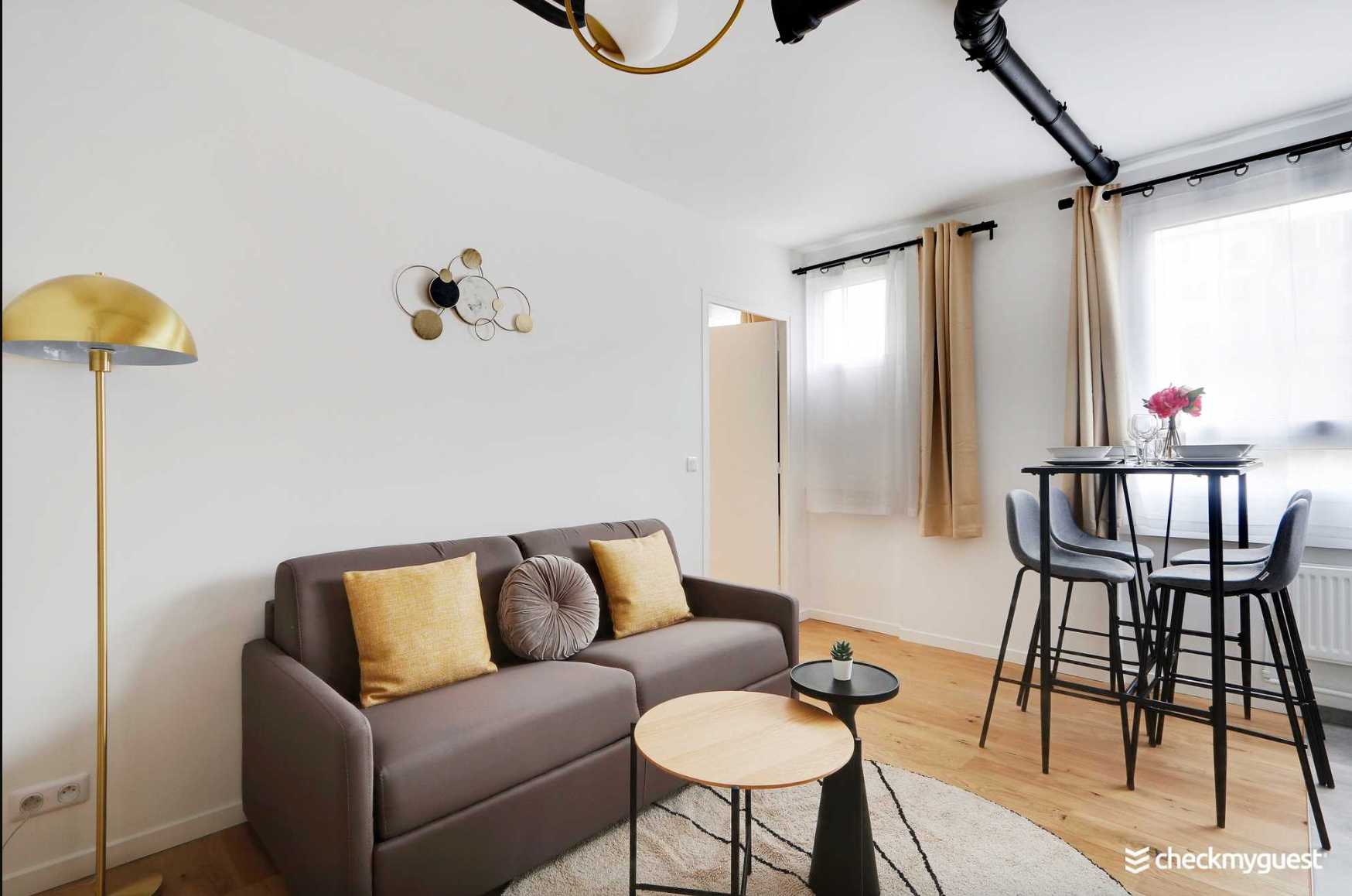 Cozy apartment - 2BR/6P - Grenelle — Paris, Île-de-France — vacation rental