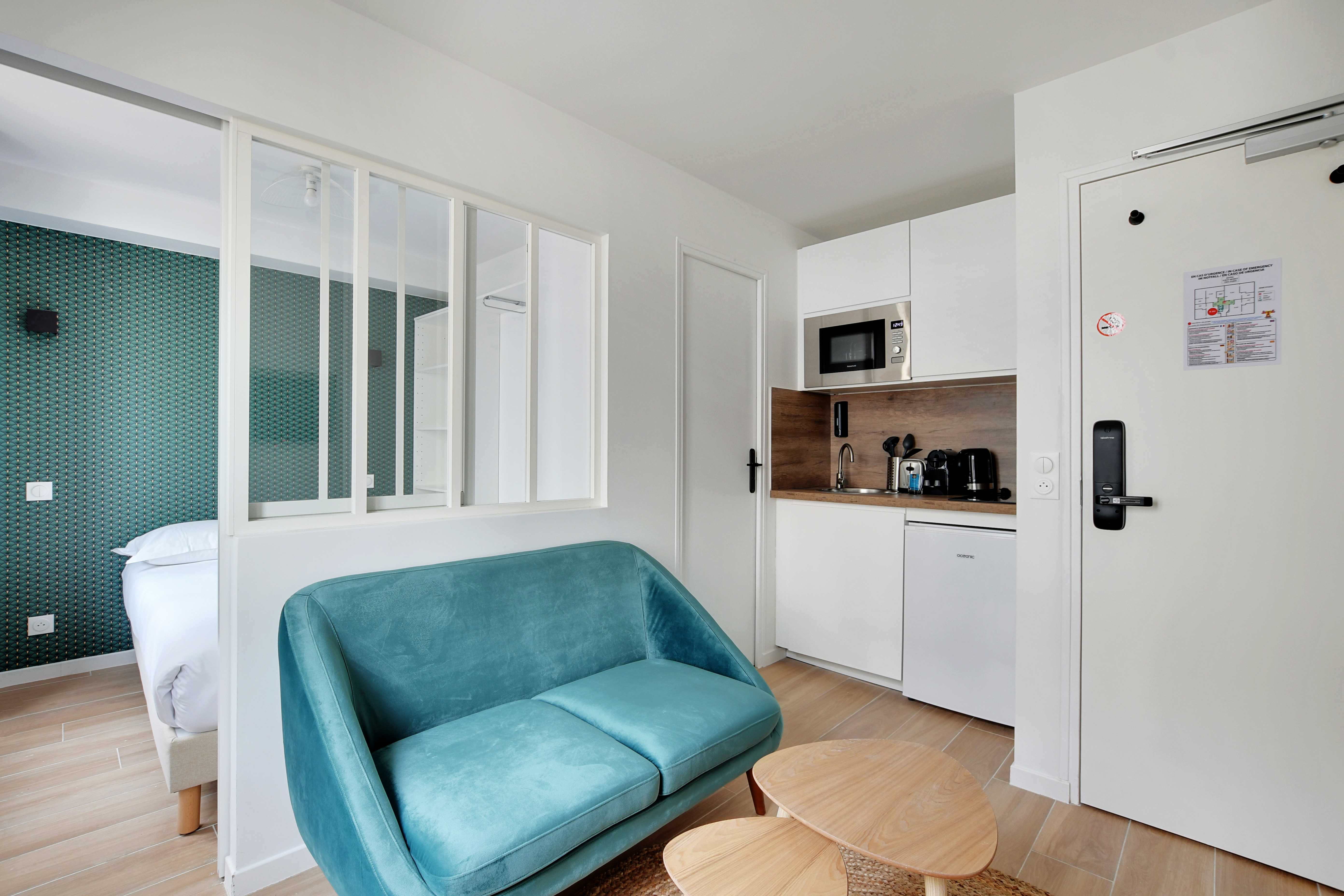 Newly renovated appartement ☆ Hotel Residence ☆ — Paris, Île-de-France — vacation rental