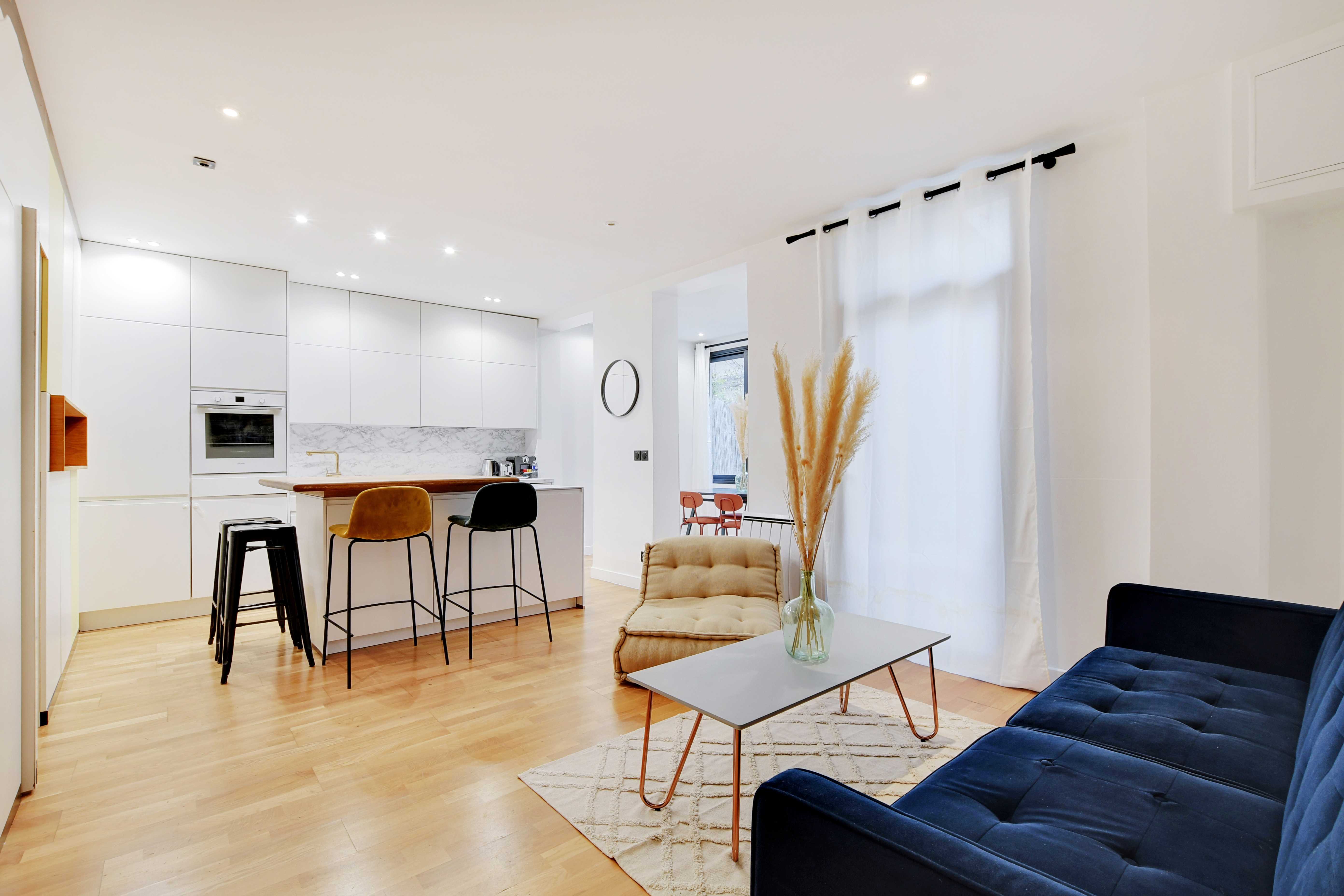Flat with terrace 3 BDR/ 6P Neuilly/Seine — Neuilly-sur-Seine, Île-de-France — vacation rental