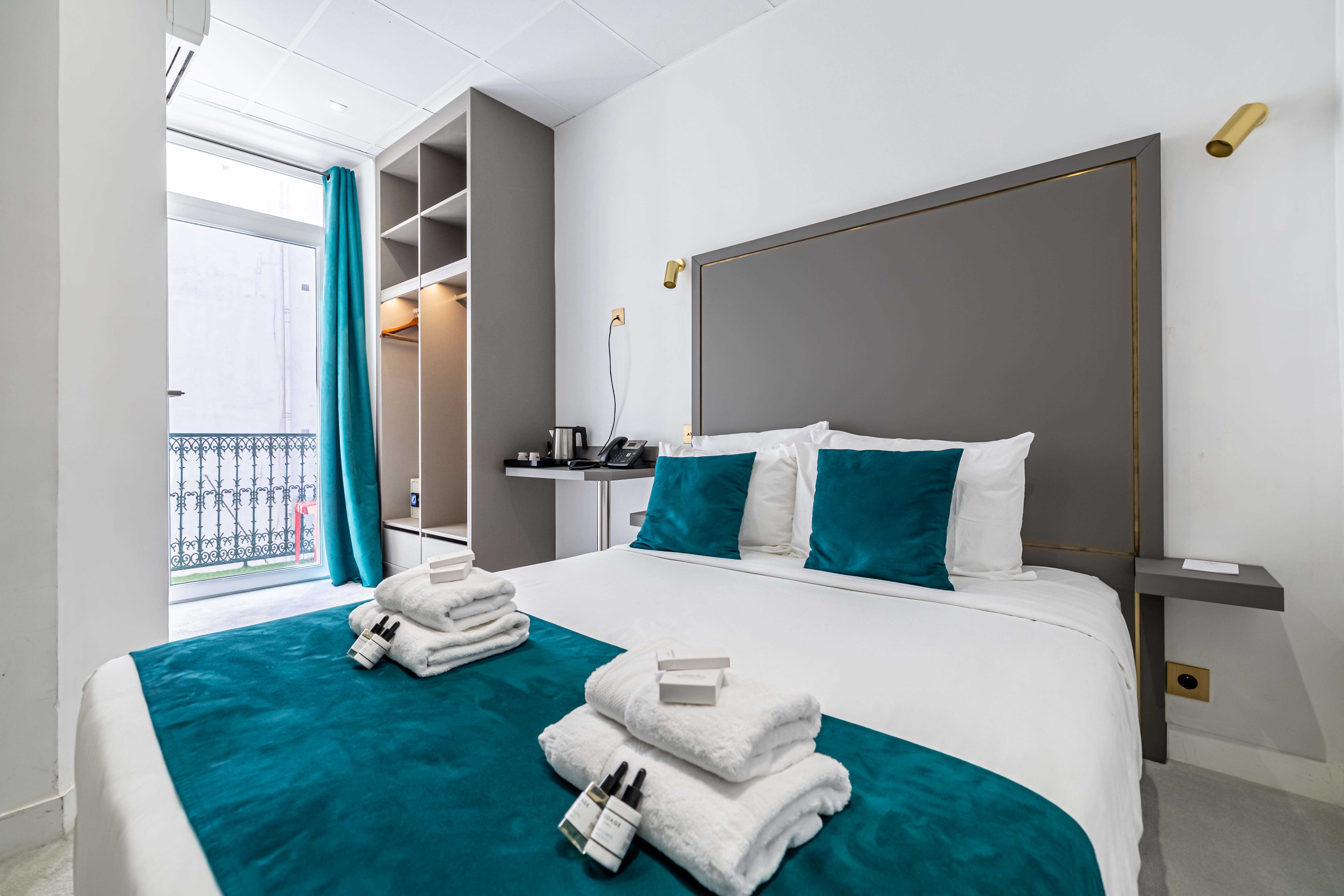 Residence Avaton - Bedroom Balcony - Cannes Palais
— Cannes, Provence-Alpes-Côte d'Azur — vacation rental