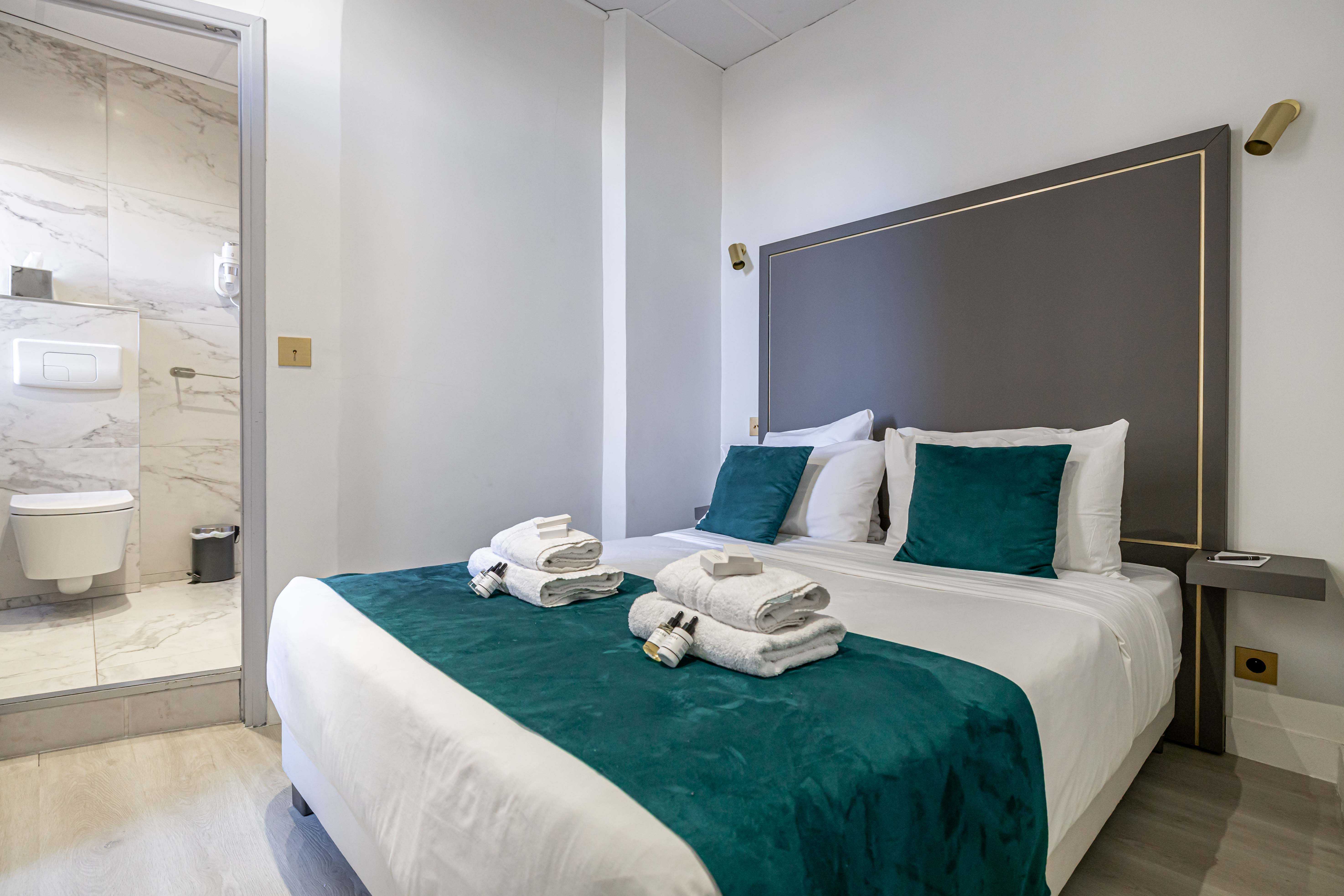 Residence Avaton - Family bedroom - Cannes Palais — Cannes, Provence-Alpes-Côte d'Azur — vacation rental