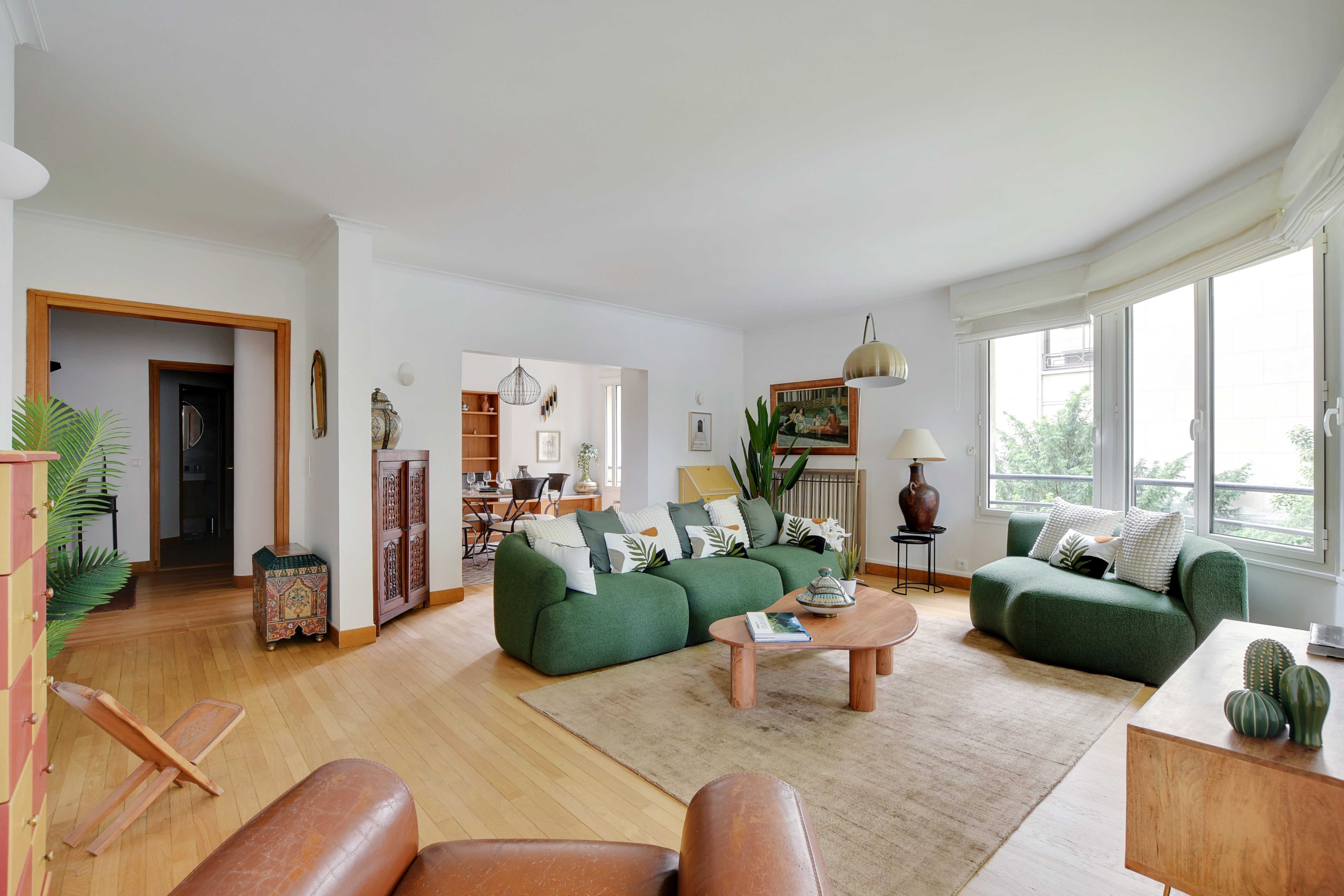 Elegant Parisian cocoon -2BR/4P- Eiffel Tower — Paris, Île-de-France — vacation rental