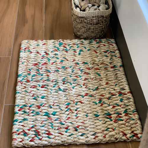 silid-doormat-abaca-fiber-door-rug-mixed-natural-earthy-green-and-red