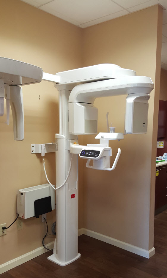 Panoramic x-ray imaging unit in a room of our dental office