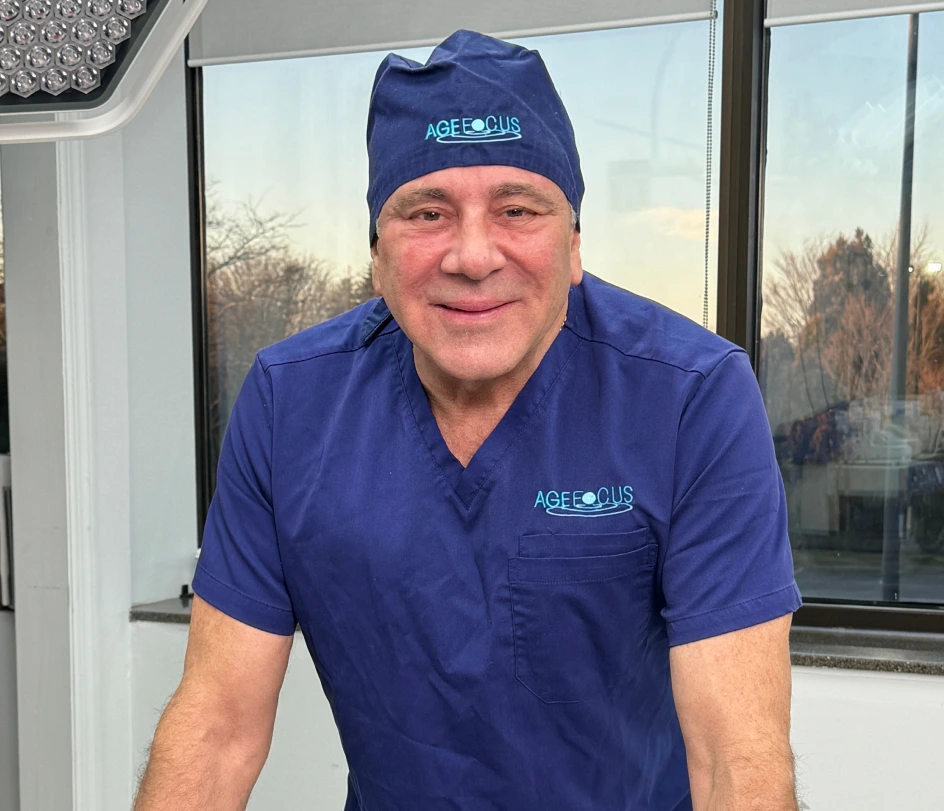 Expert Cosmet﻿ic Surgeon Dr. Juan Gargiulo Banner