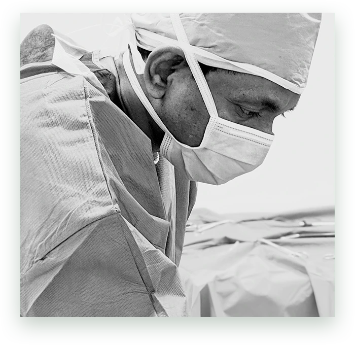 dr venkata erella performing sugery