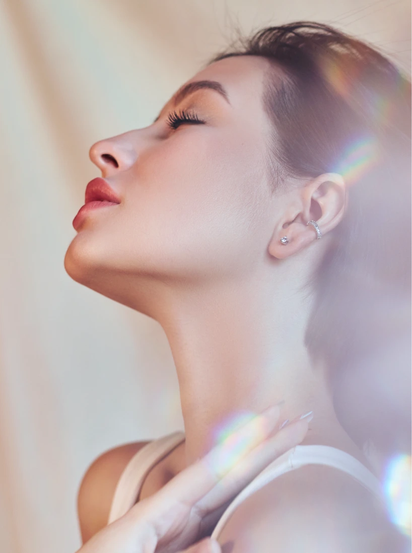 Chin Liposuction initial consultation