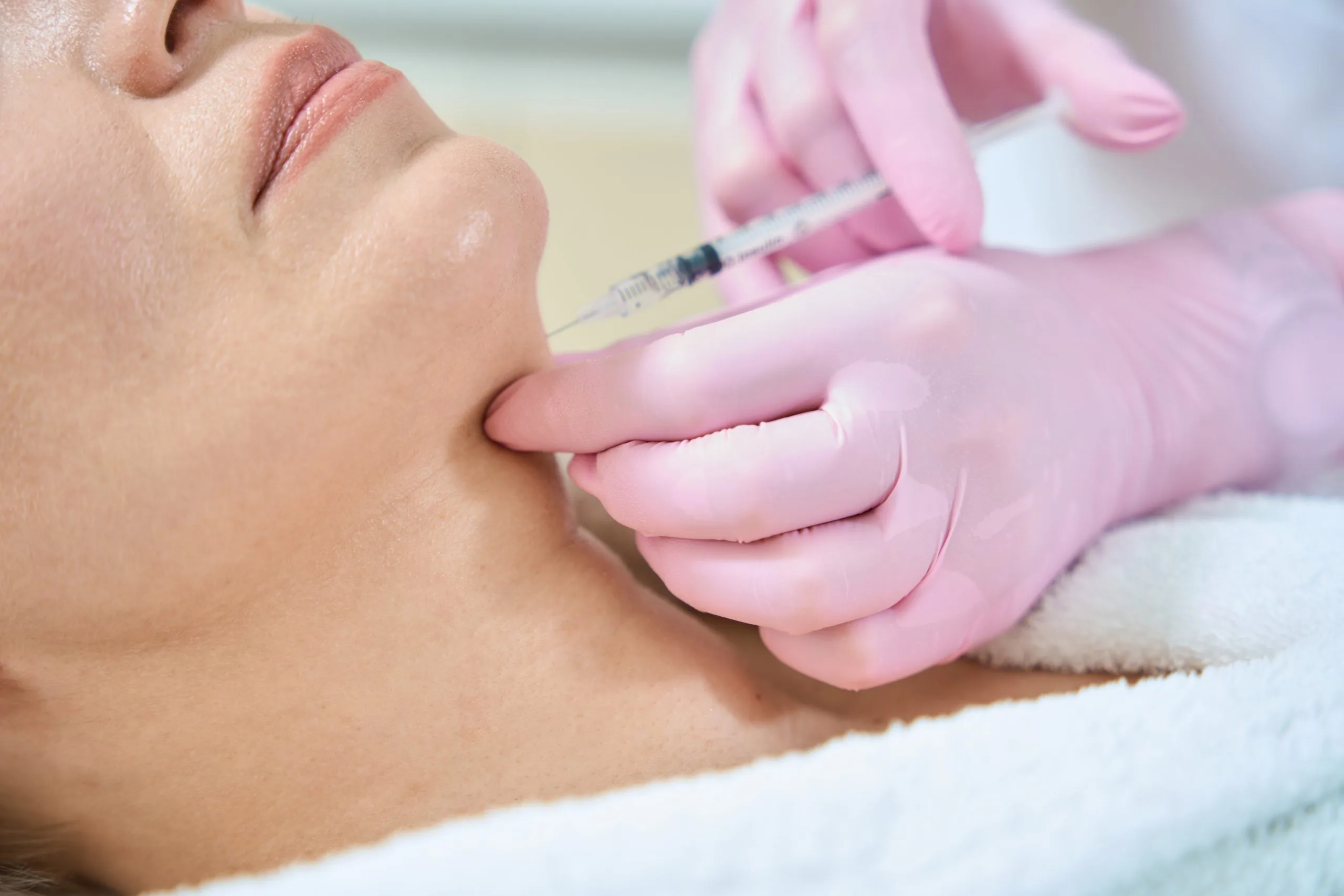 How Can Kybella Help Diminish Your Double Chin? Banner