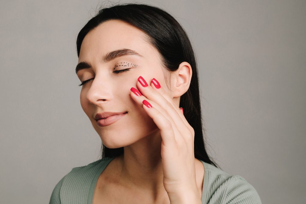 Center For Plastic Surgery How to Qualify for Eyelid Surgery?