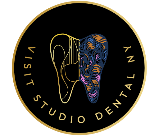 Vit Studio Dental logo with stylized tooth illustrations and gold circular border