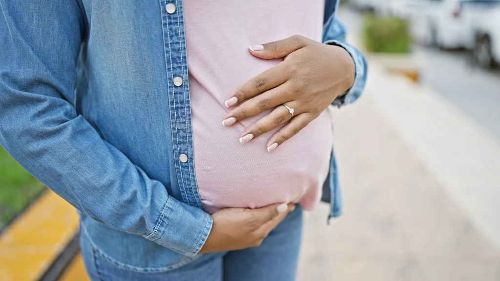 What to Know About a Mommy Makeover After Pregnancy? Banner