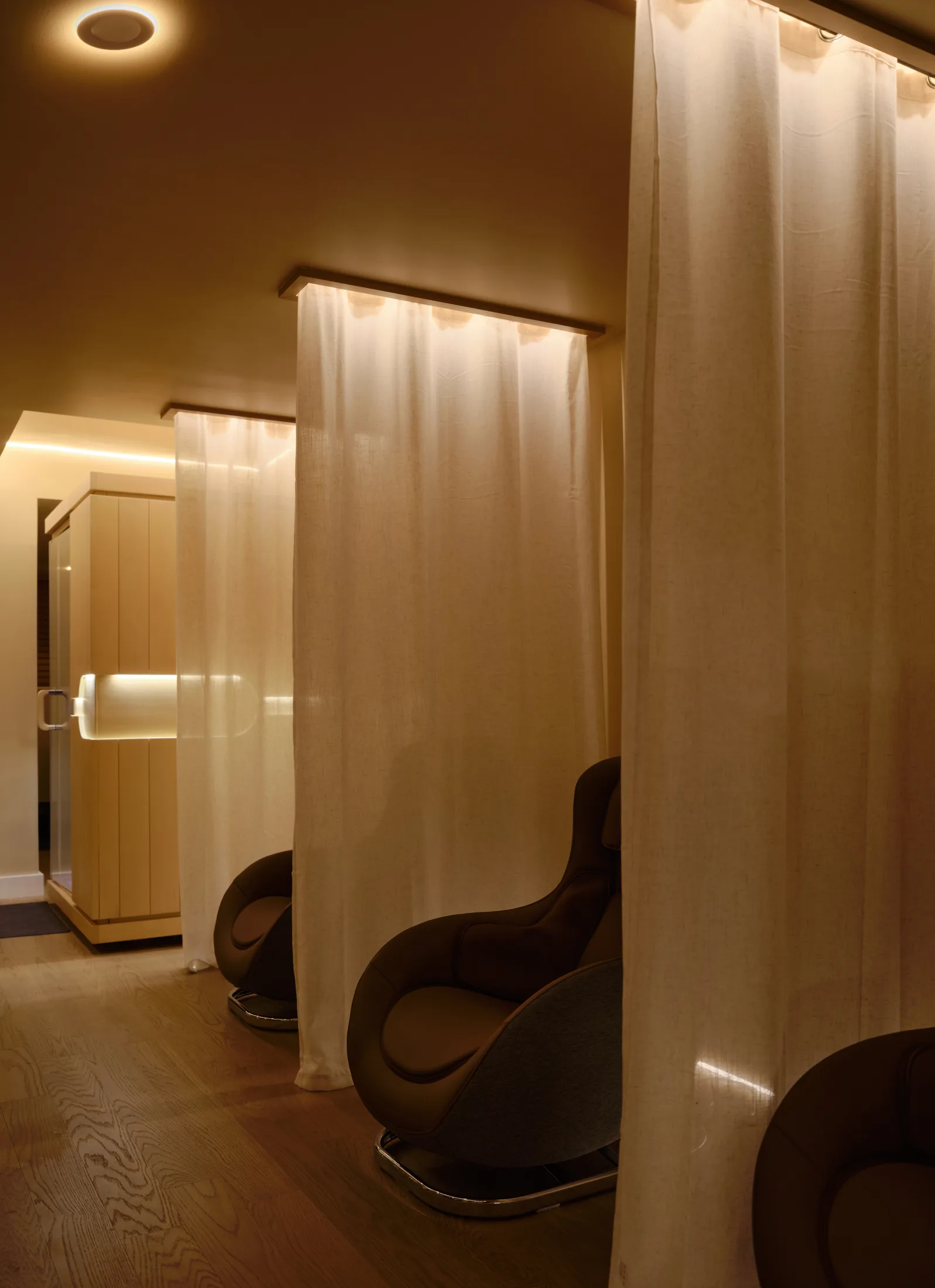La Reservé IV and shots lounge with curtained private recliners