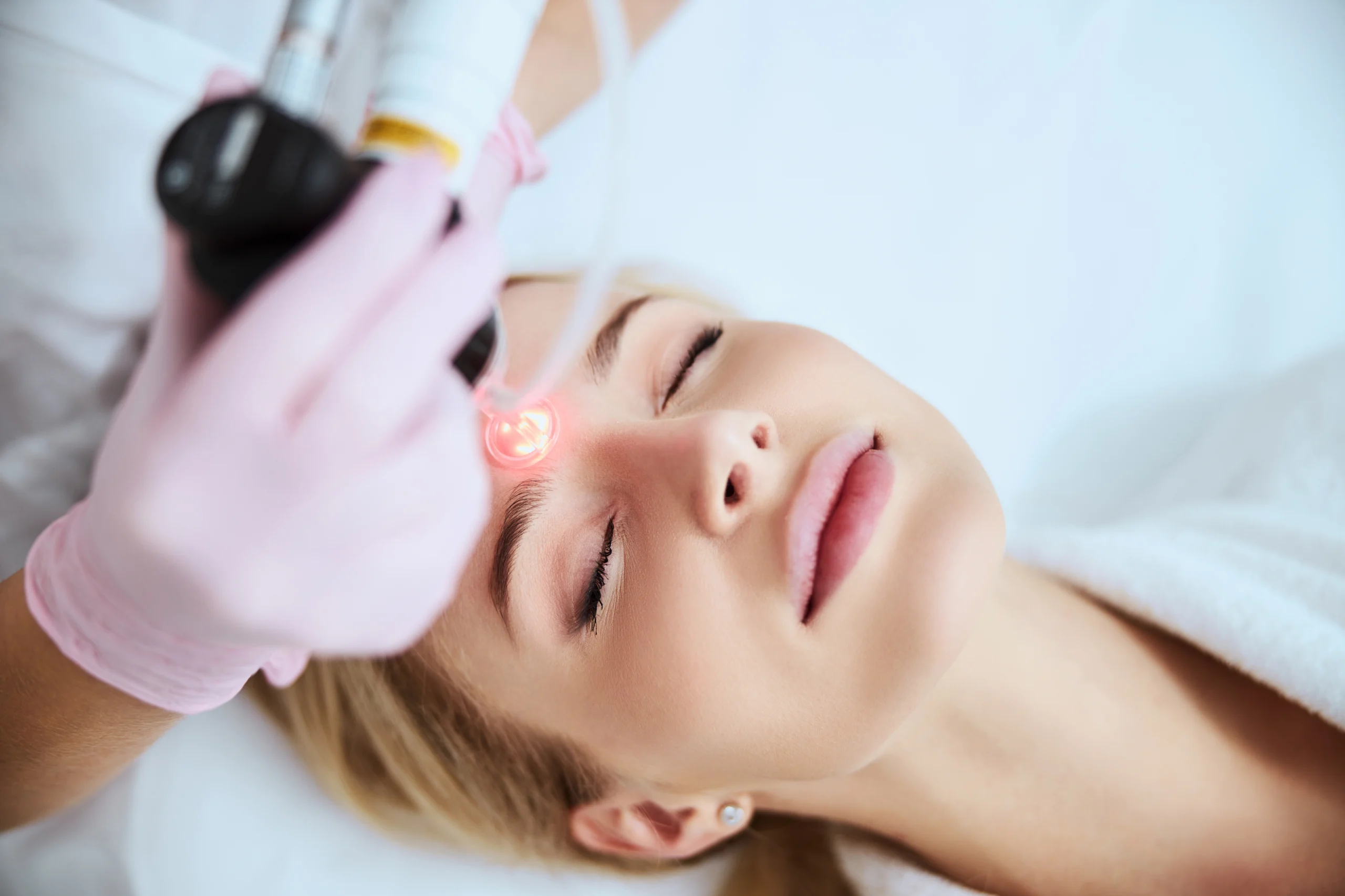 Does Laser Skin Resurfacing Hurt? Banner