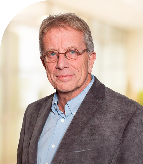 Dr. David Henry, Cosmetic Surgeon at Plastic Rejuvenation Medical