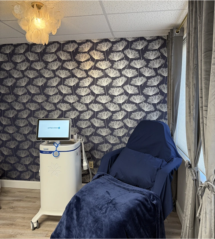 Your Initial Consultation For CoolSculpting for Love Handles Portsmouth, NH Banner