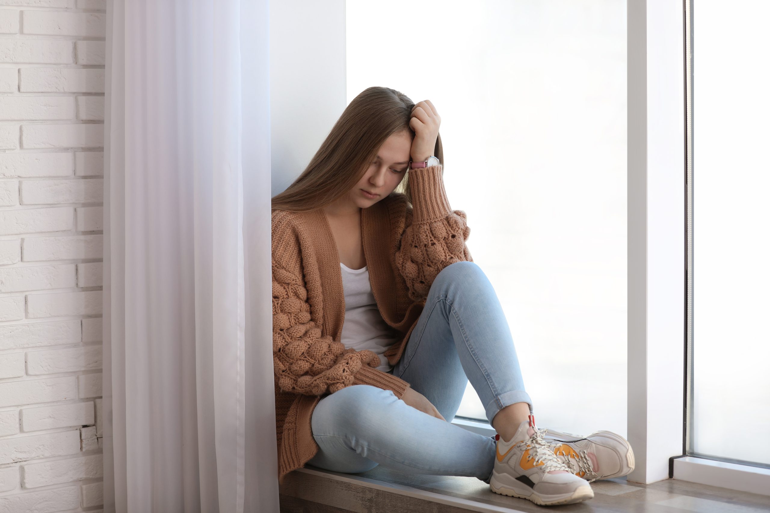 Does TMS Therapy for Adolescent Depression Work? Banner