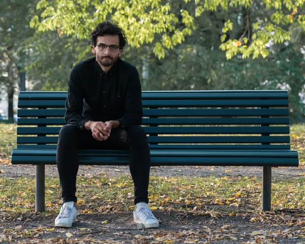 Kaveh Rashidi – Senk skuldrene