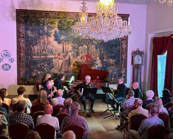 MIDTÅSEN KULTURFESTIVAL: BLÅS I KLAVERET! Blåsekvartett og klaver.