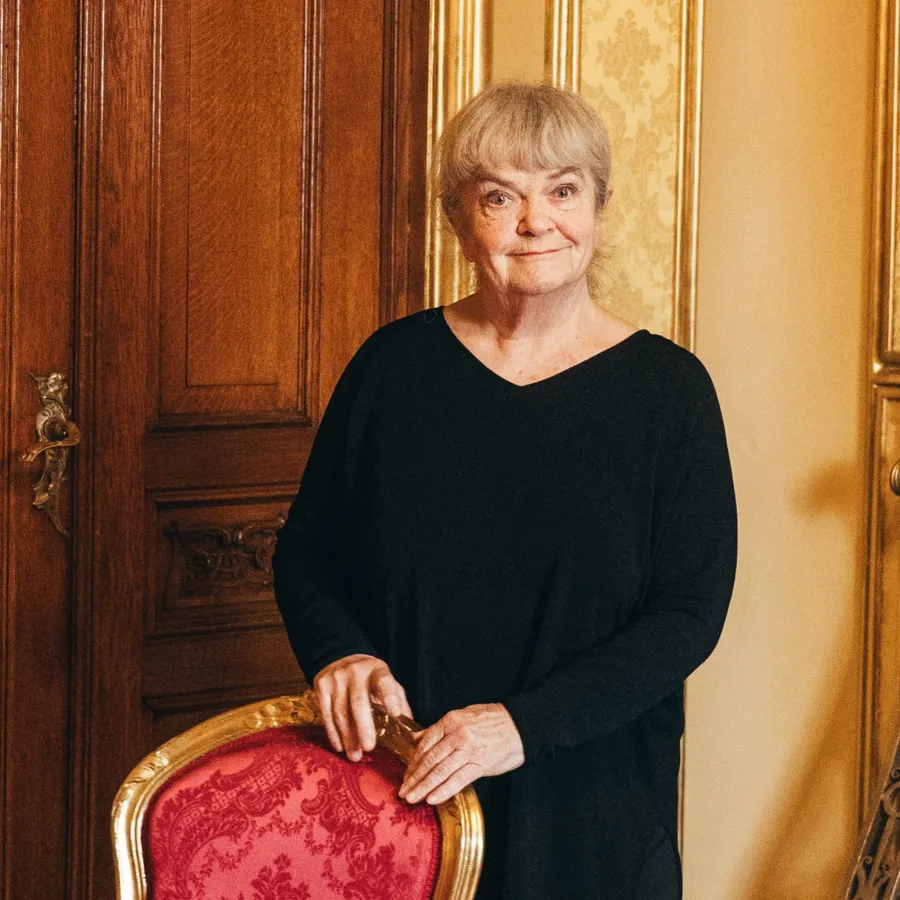 Anne Marit Jacobsen – Alle Fugler