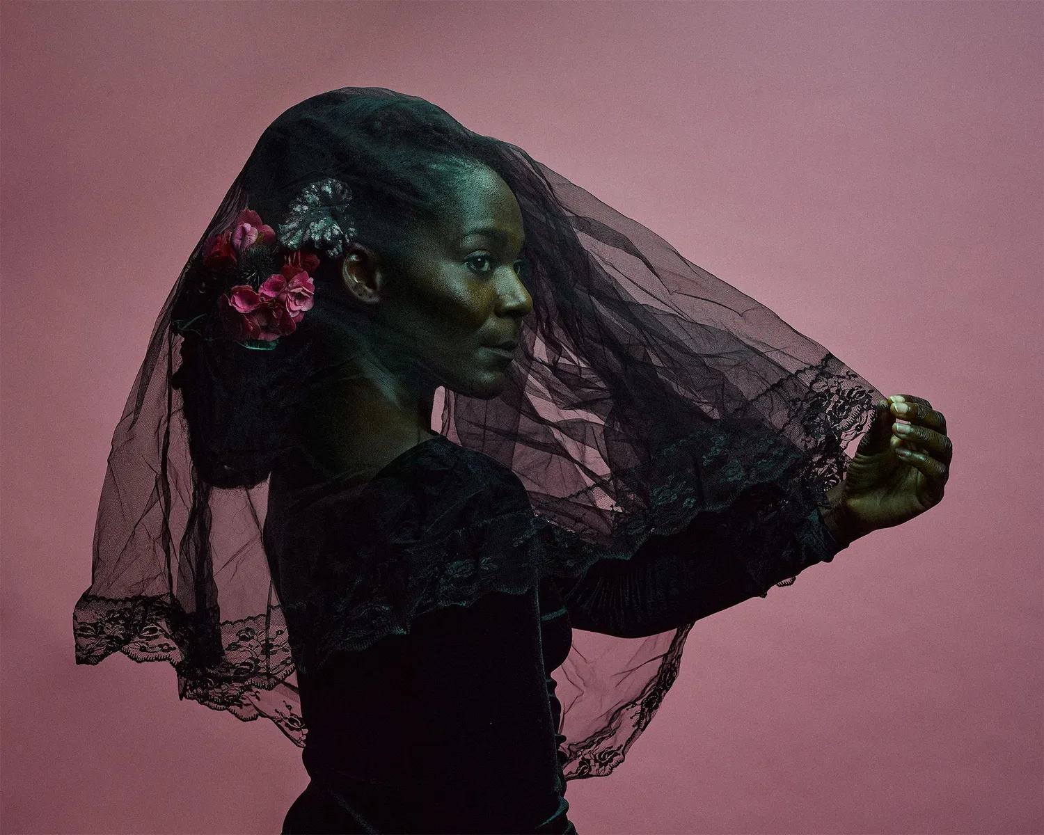 girl with veil