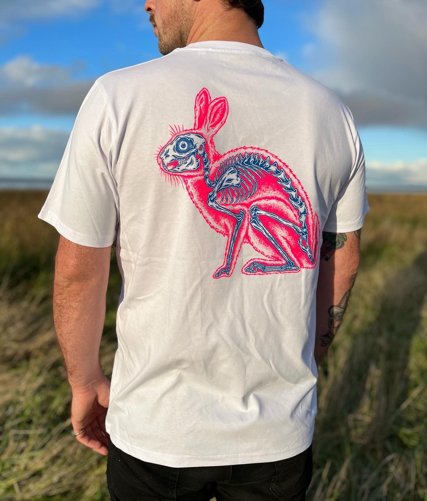 Inside out Rabbit - T-shirt