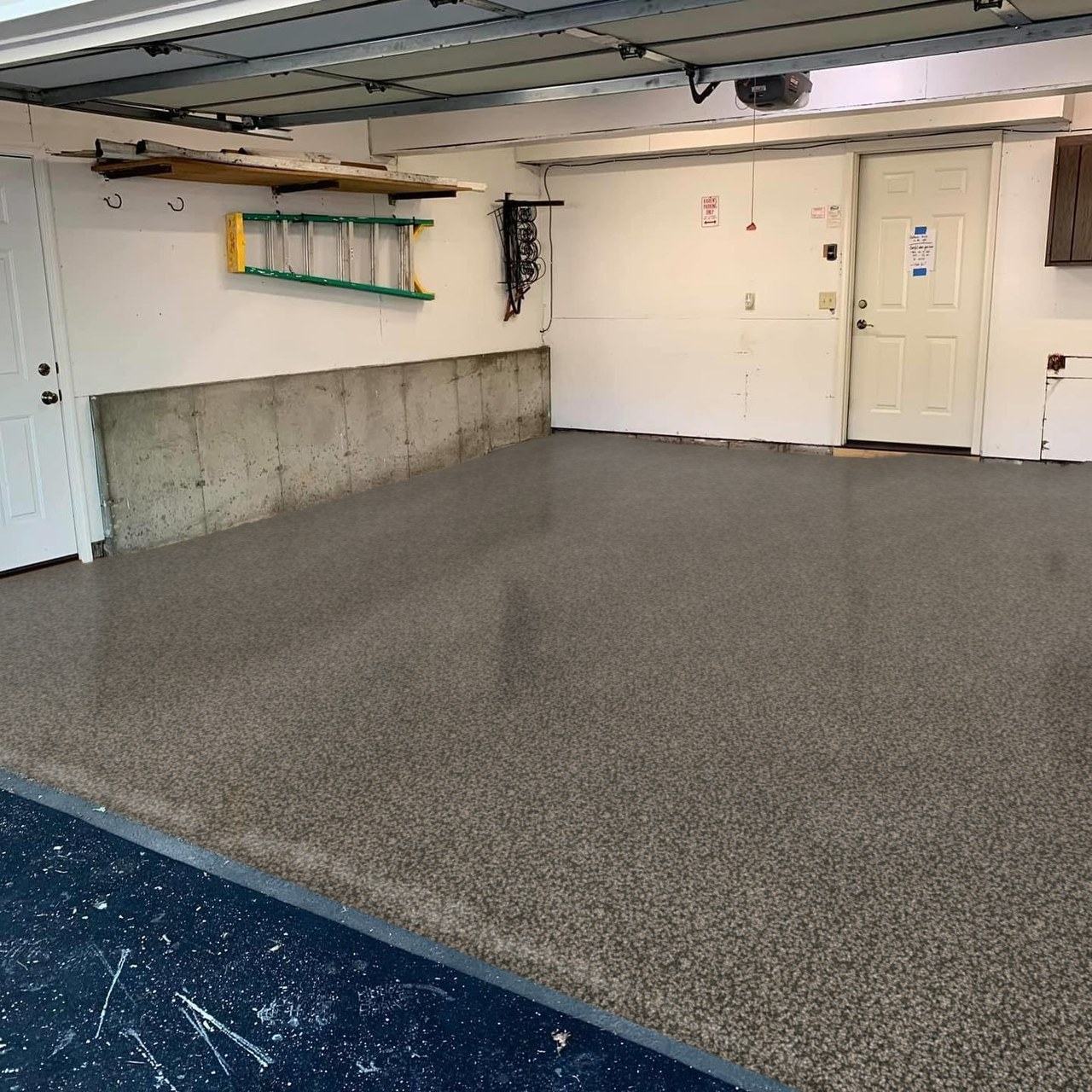 The same garage with a flake epoxy floor, drawn by the visualizer