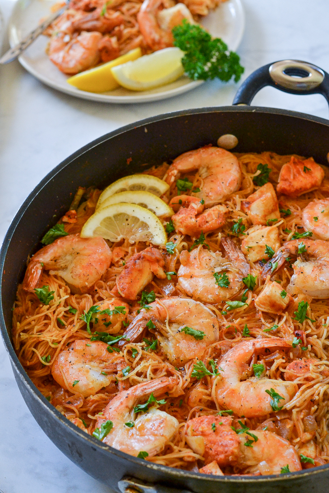 Shrimp and Vegetable Fideuá