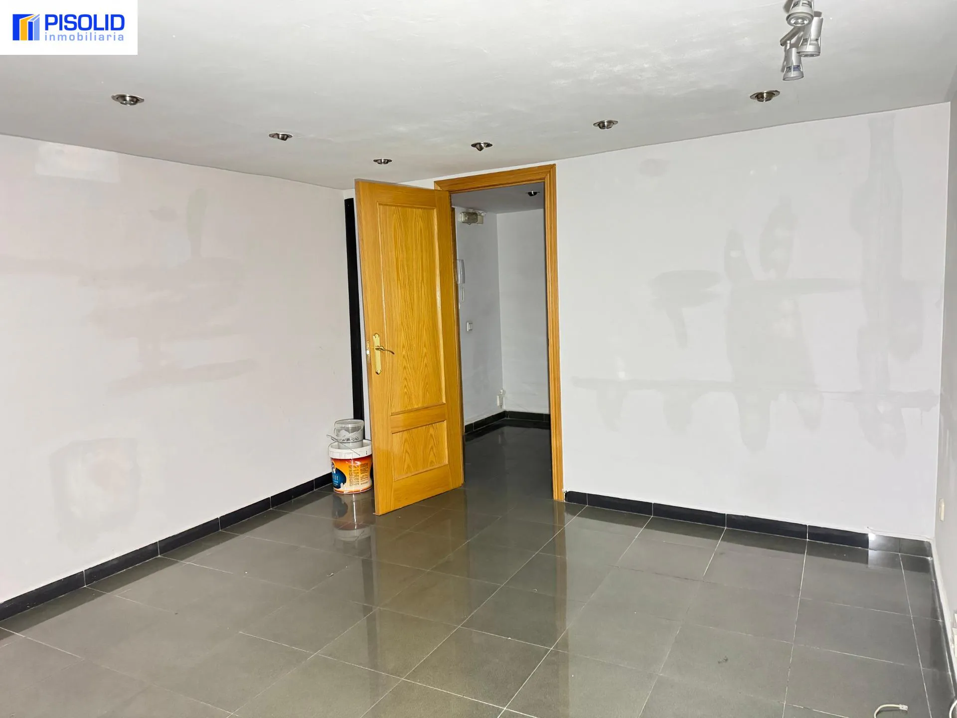 LOCAL EN ALQUILER EN EL CENTRO - Inmobiliaria en Valladolid - Miniatura 21