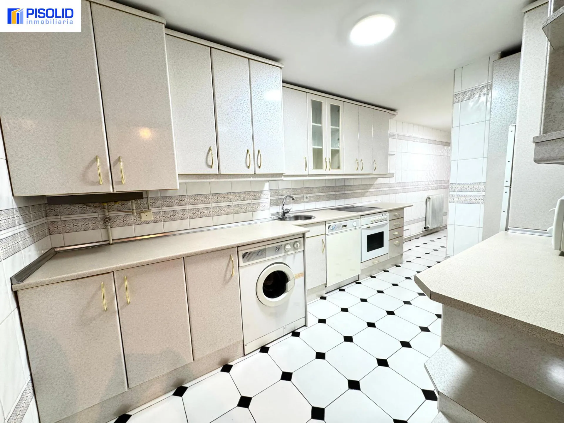 PISO EN ALQUILER EN ZONA PARAÍSO - Inmobiliaria en Valladolid - Miniatura 4