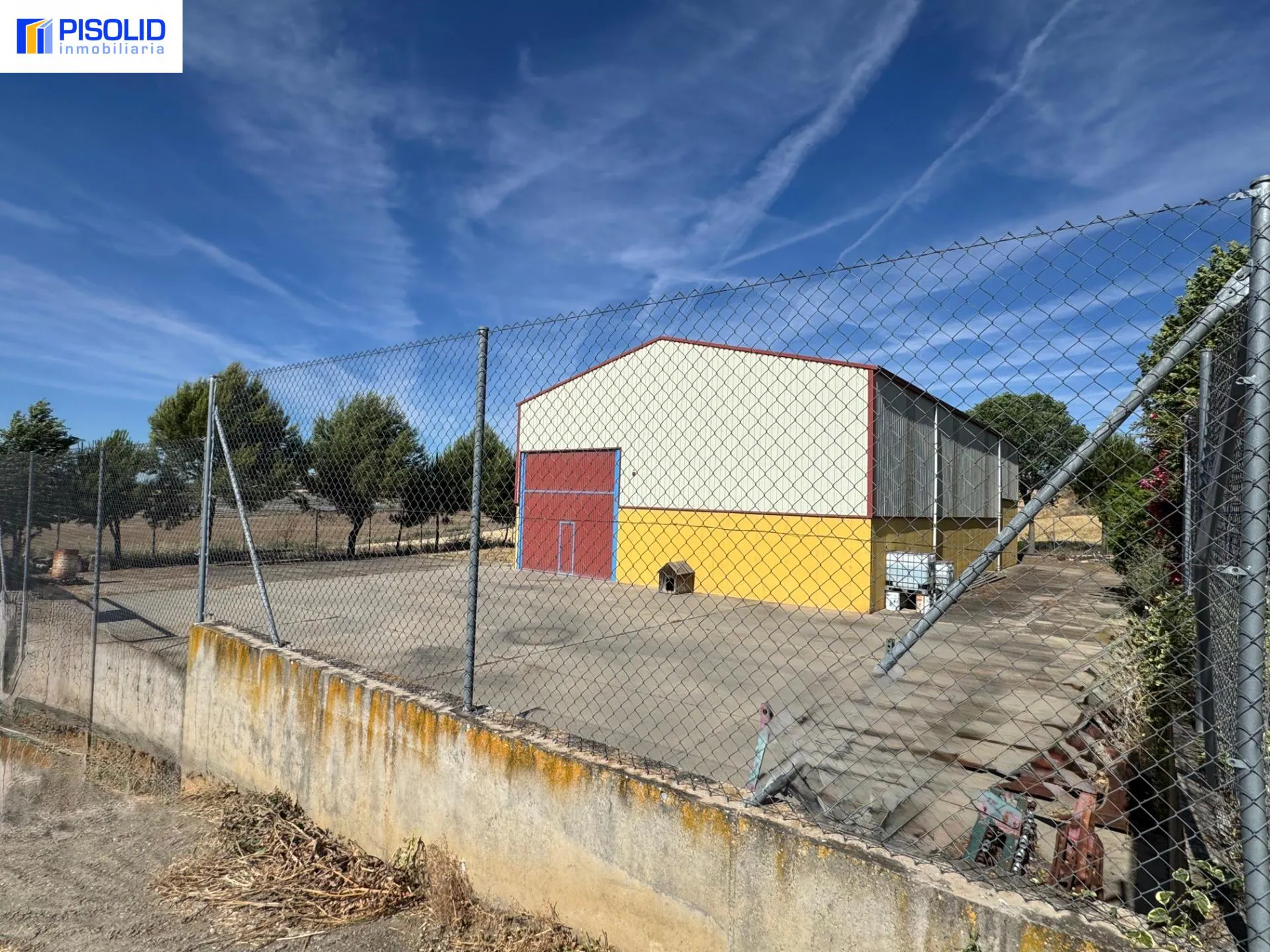 NAVE EN VENTA EN SIMANCAS - Inmobiliaria en Valladolid - Miniatura 3