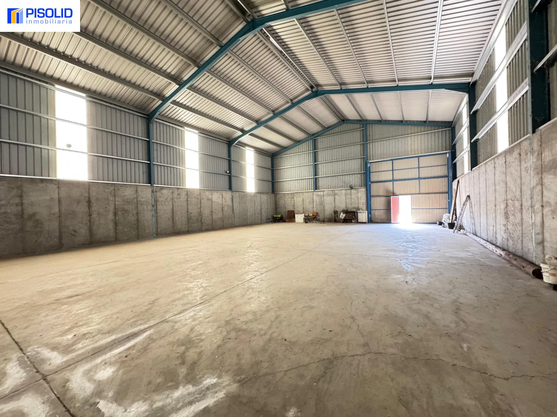 NAVE EN VENTA EN SIMANCAS - Inmobiliaria en Valladolid - Miniatura 4