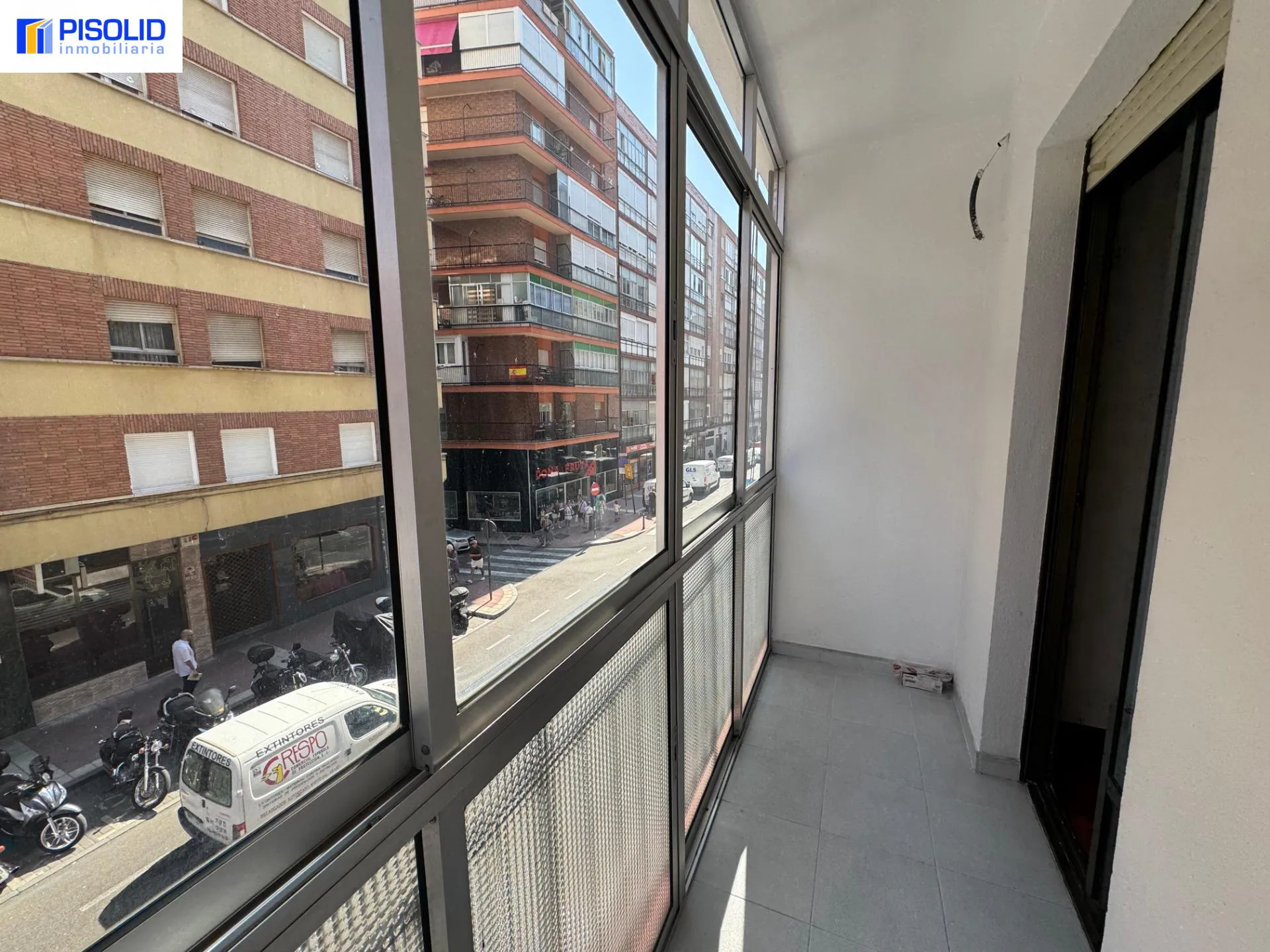 PISO EN ALQUILER EN LA CALLE IMPERIAL - Inmobiliaria en Valladolid - Miniatura 17