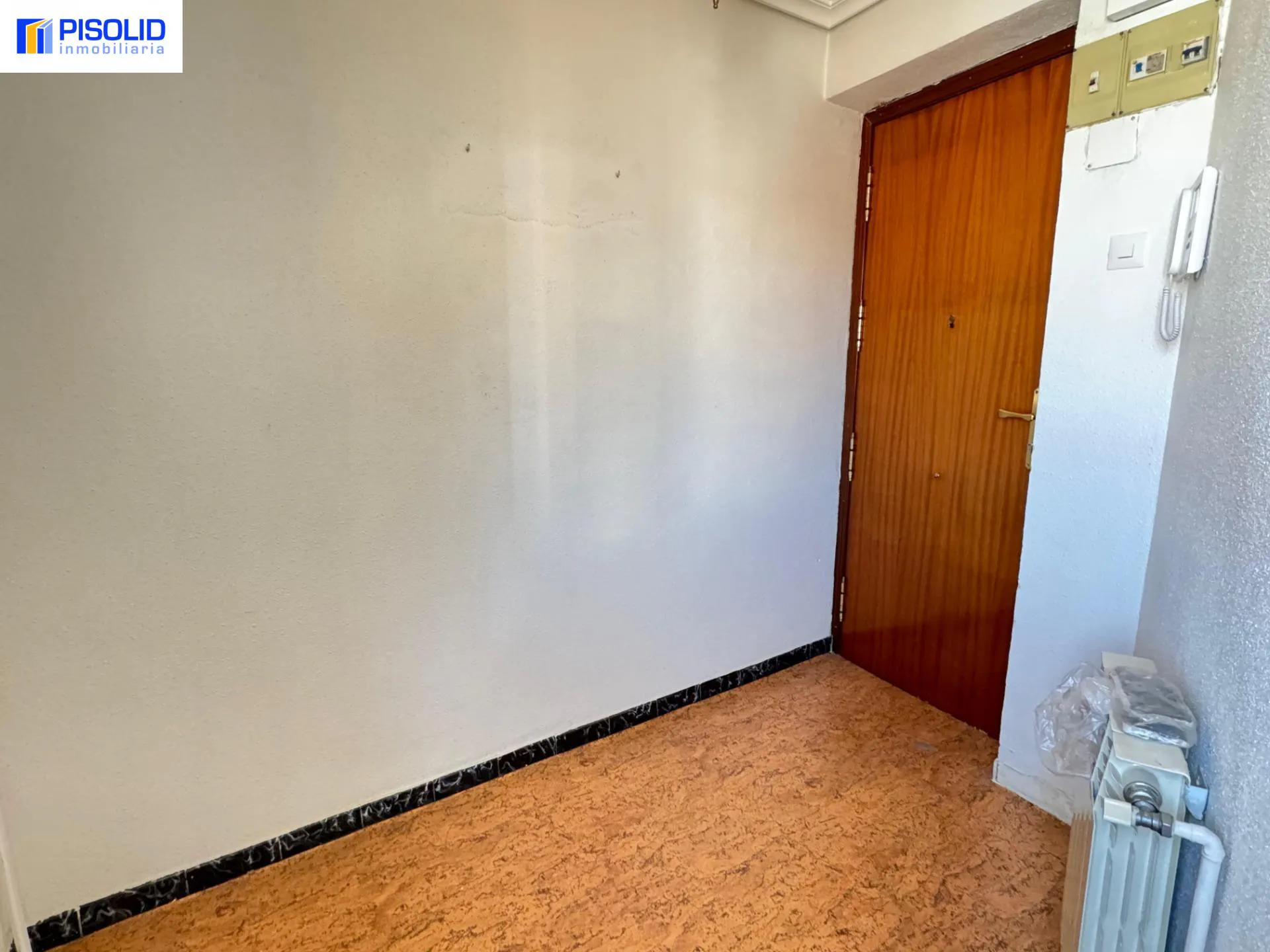 PISO EN VENTA EN LA CALLE GARCÍA LESMES - Inmobiliaria en Valladolid - Miniatura 3