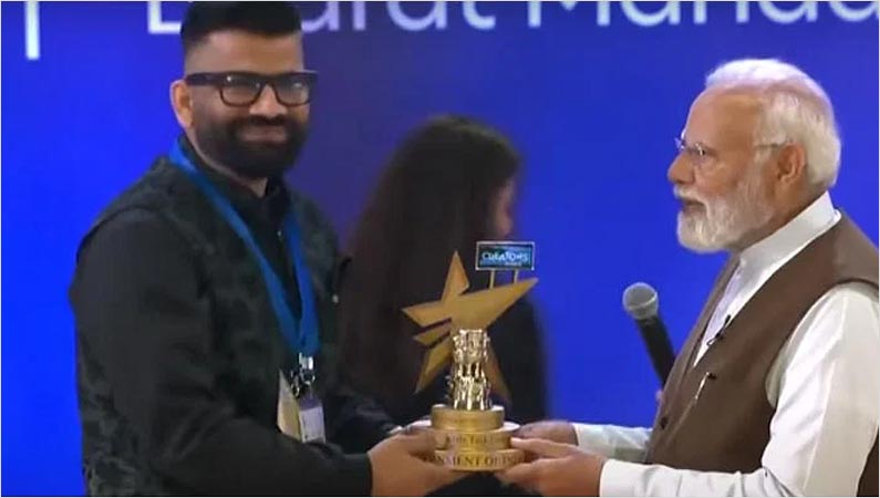 Creator Awards: Gaurav Chaudhary aka Technical Guruji awarded in tech category award