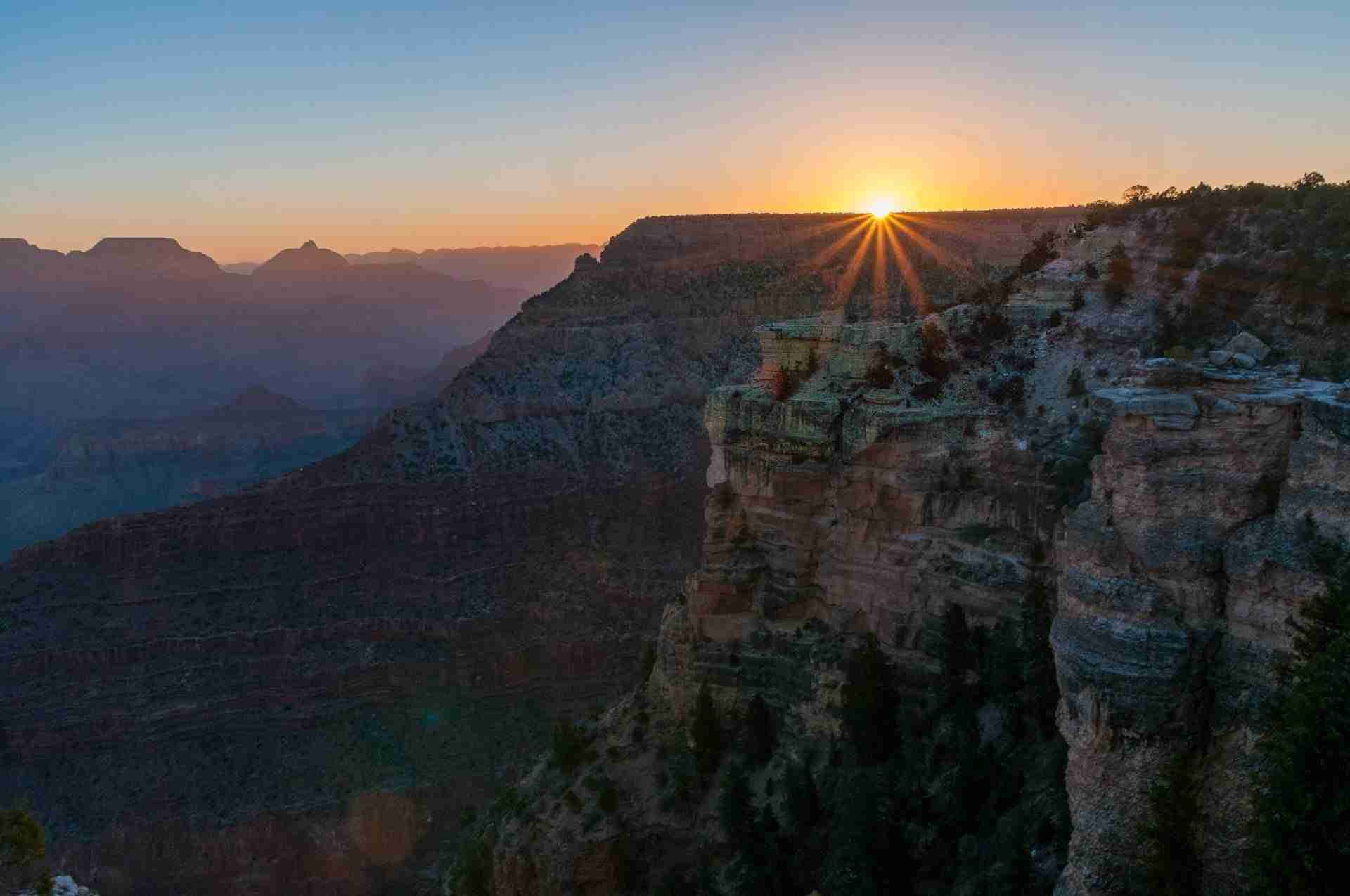 Mather Point, Grand Canyon-Photo by bvi4092