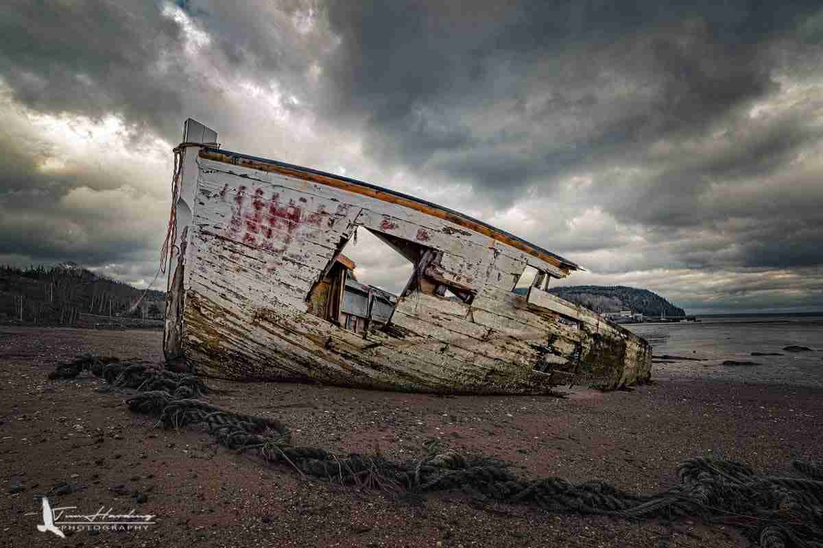 Abandoned Boat – Photo by Tim Harding