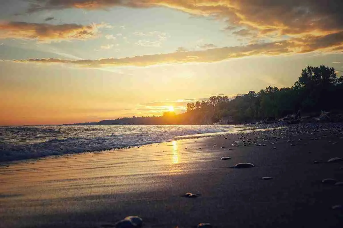 Port Bruce Provincial Park by Michael Krahn