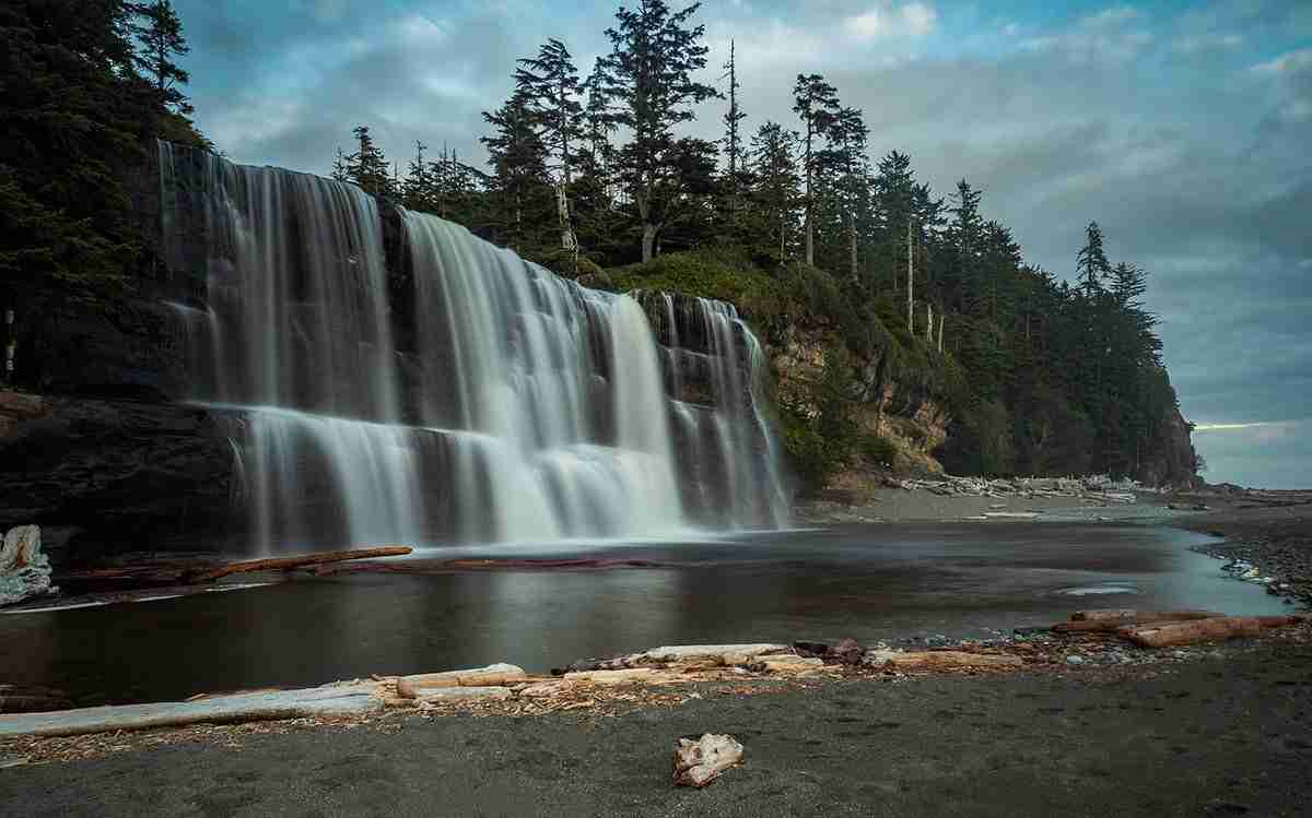 Tsusiat Falls by James Wheeler