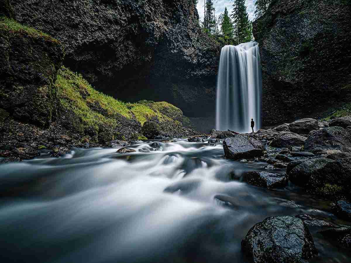 Moul Falls by Giuseppe Milo