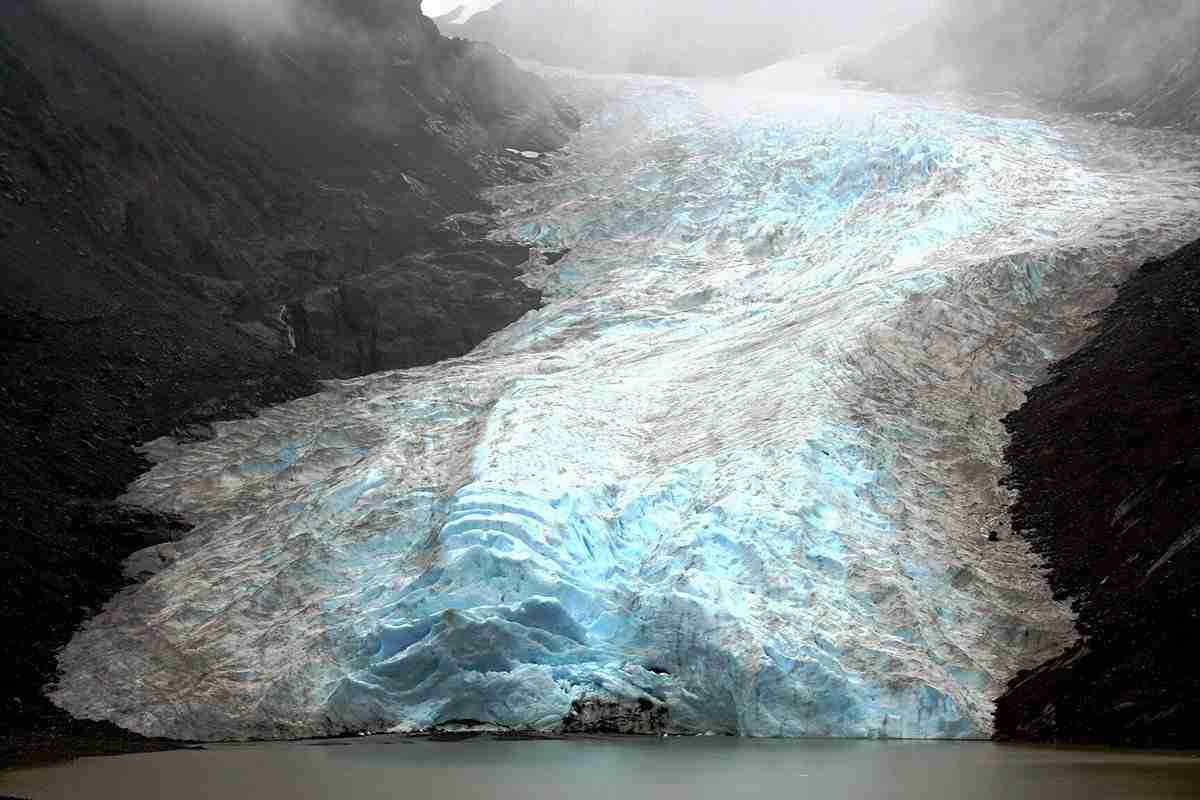 Bear Glacier by DIVA007