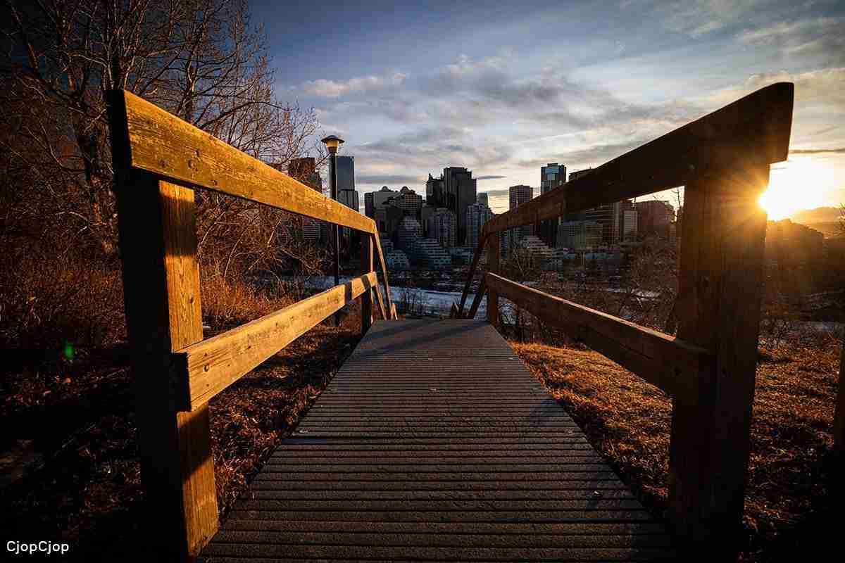 Sunnyside Bank Park by Dario