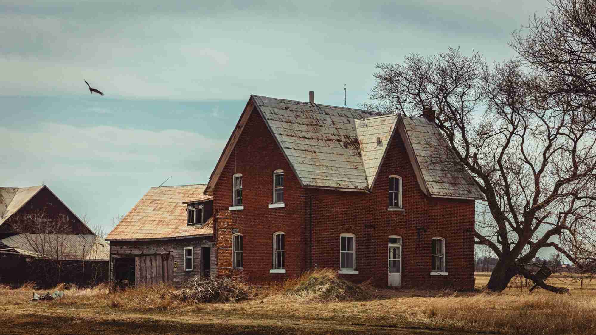 Abandoned Farm Home-Photo by Shawn M. Kent