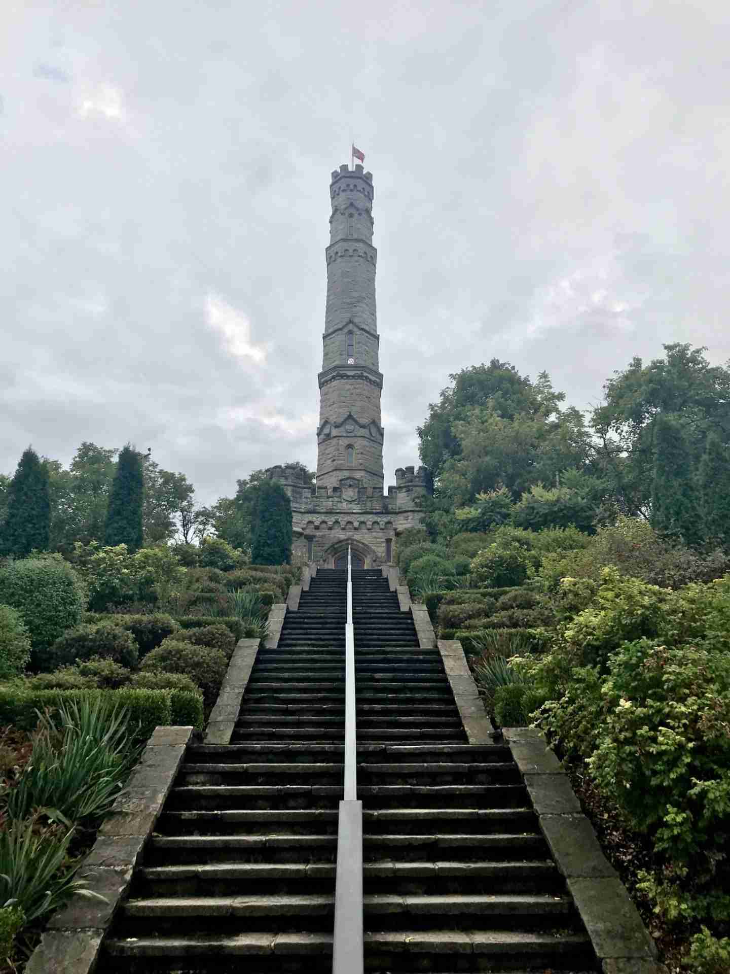 Battlefield Monument by Dan Luisetto