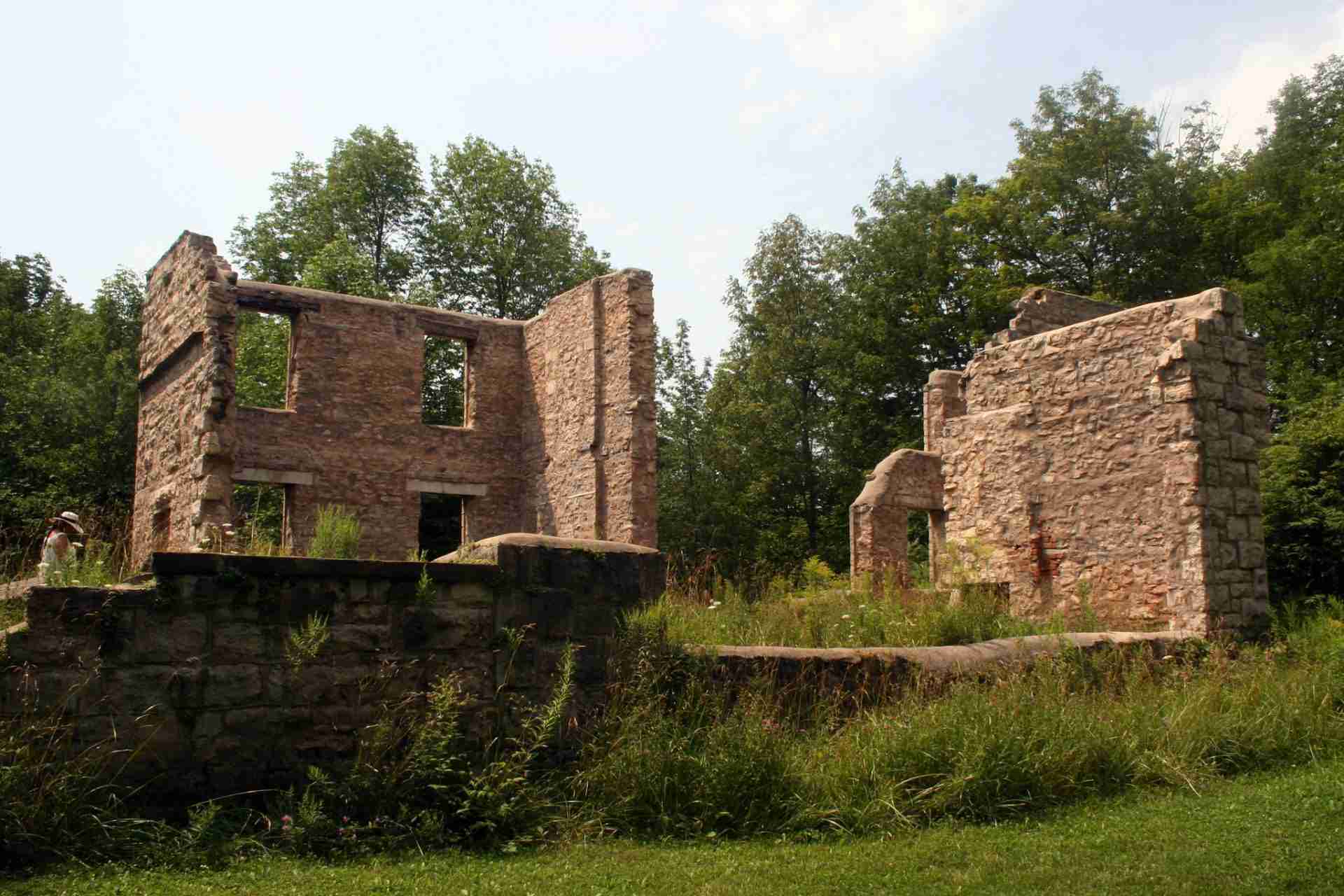 Corran Ruins by Robert Taylor