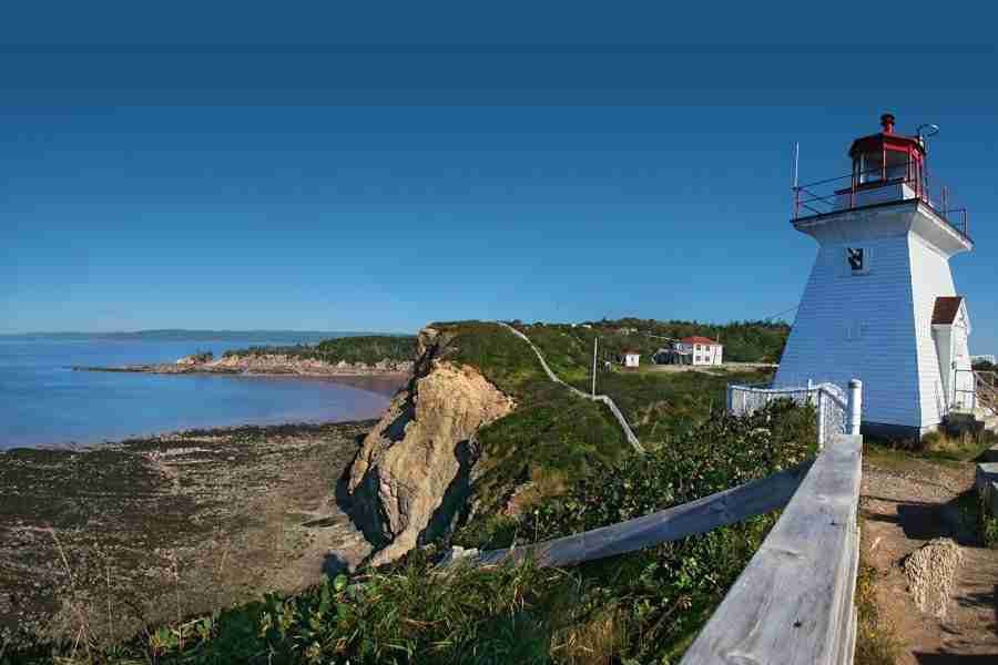 Cape Enrage Lighthouse by Tango7174
