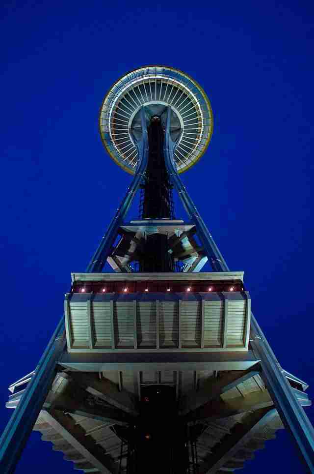 Space Needle by Robert Thiemann